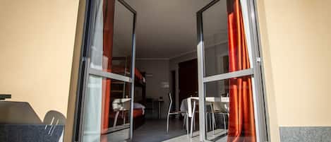 Room, 1 Bedroom, Accessible, Patio | Property grounds