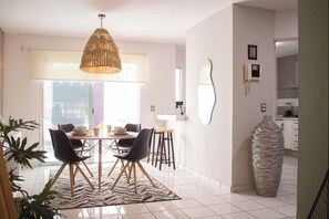 Dining - Casa Valeria, ¡a Sólo 10 Minutos De Andares! (Zapopan)