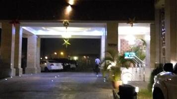 Room, 1 Bedroom, Smoking, Private Pool | Property grounds