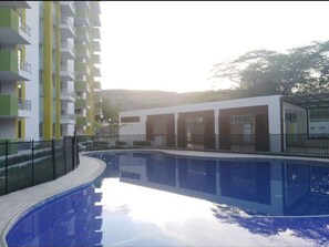 Apartment, 3 Bedrooms, Balcony, City View | Pool | Outdoor pool