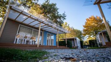 Chalet, 1 Bedroom, Smoking, Patio | Exterior