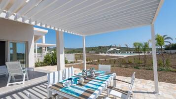 House, 3 Bedrooms, Smoking | Property grounds