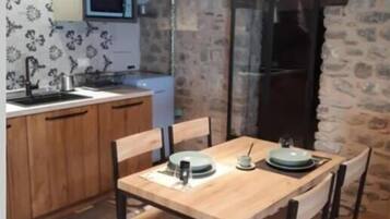 Apartment, 2 Schlafzimmer, Raucher, Stadtblick | Innenbereich