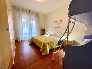 Appartement, 1 chambre, balcon, vue sur la piscine | 2 chambres