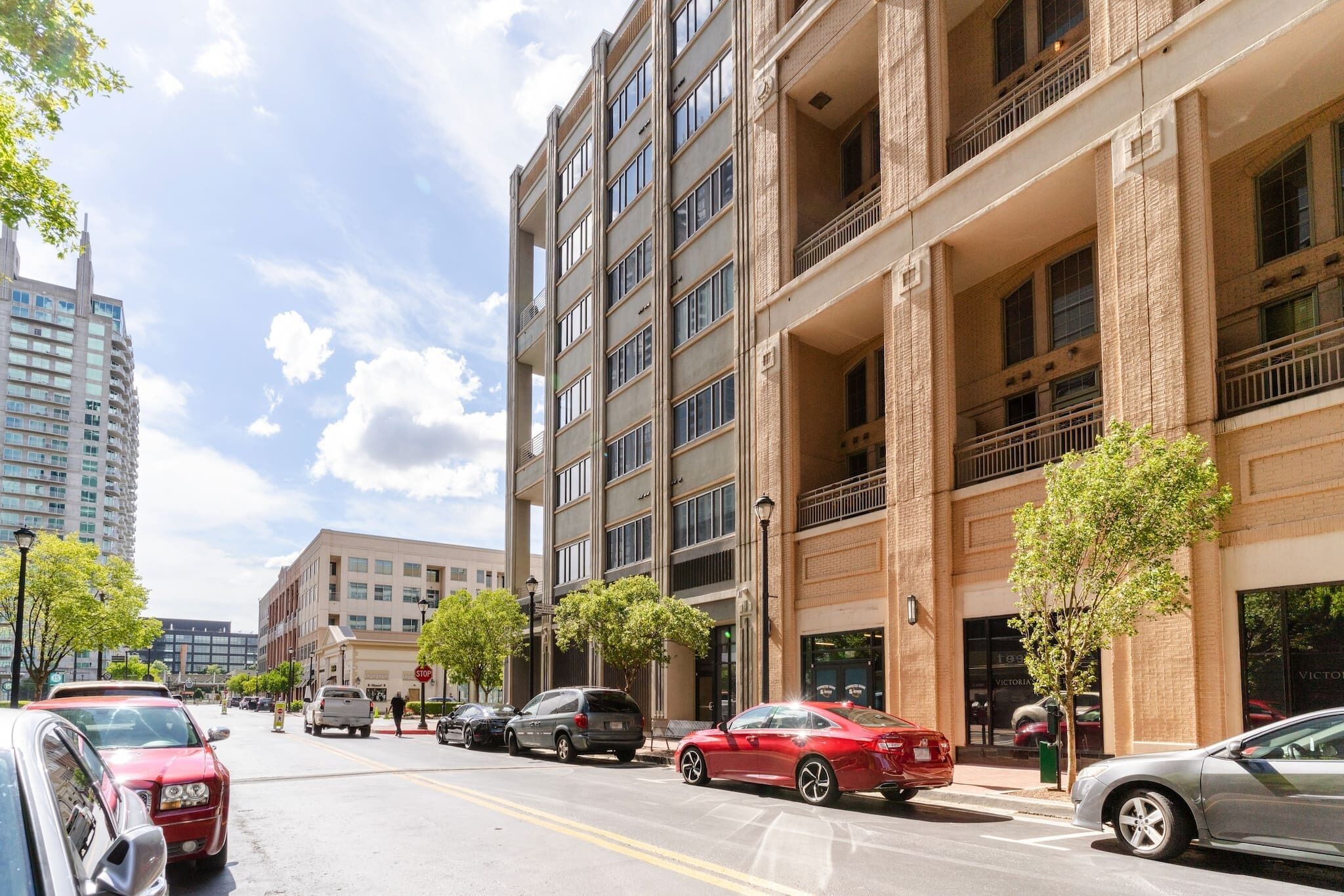 Loft, 2 Bedrooms, Balcony, City View | Front of property