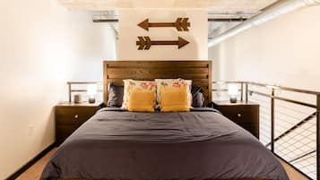 Loft, 2 Bedrooms, Balcony, City View | 2 bedrooms