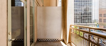 Cozy Atlantic Station Midtown Loft