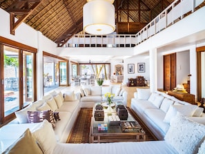 Villa Voyage | Living room