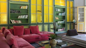 Villa 1880 | 5 bedrooms, in-room safe, individually decorated, individually furnished - Villa 1880 (Seminyak)