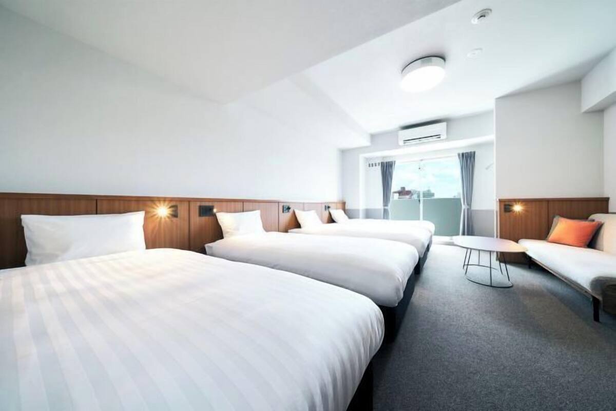 1 bedroom, desk, WiFi (free), bed sheets