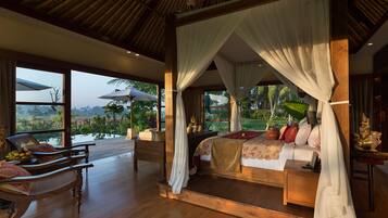 Kaba Kaba Estate Villa | 8 bedrooms, in-room safe, individually decorated, individually furnished