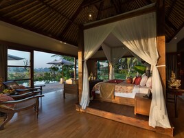 Villa (Kaba Kaba Estate) | 8 dormitorios, caja fuerte, decoración individual