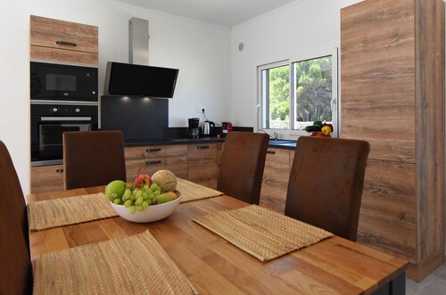 2 bedroom villa in bonifacio