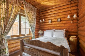 Chalet panorámico, vista a la montaña, junto a la montaña | 7 habitaciones, cortinas blackout y tabla de planchar con plancha