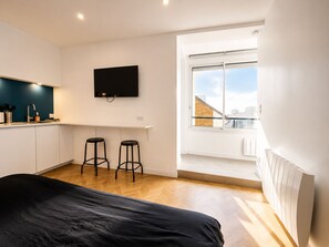 1 Schlafzimmer, Bügeleisen/Bügelbrett, kostenloses WLAN, Bettwäsche