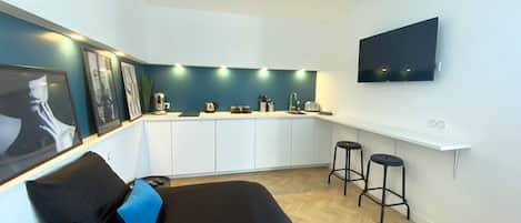 1 bedroom, iron/ironing board, free WiFi, bed sheets