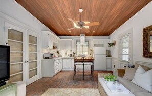 Smart TV, offices, printers