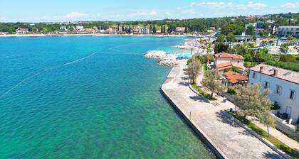 Apartments Franjo, (16642), Porec, hr