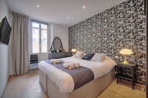 2 chambres, fer et planche Ă repasser, Wi-Fi gratuit, draps fournis