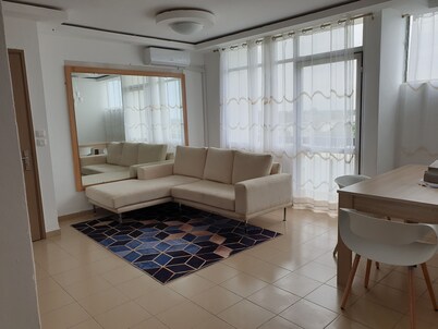 Cocody apartment with a magic view from the top floor