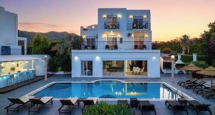 Diamond Villa in Gennadi