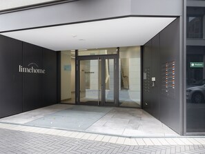 Property entrance - Limehome Gütersloh Eickhoffstraße (Guetersloh)
