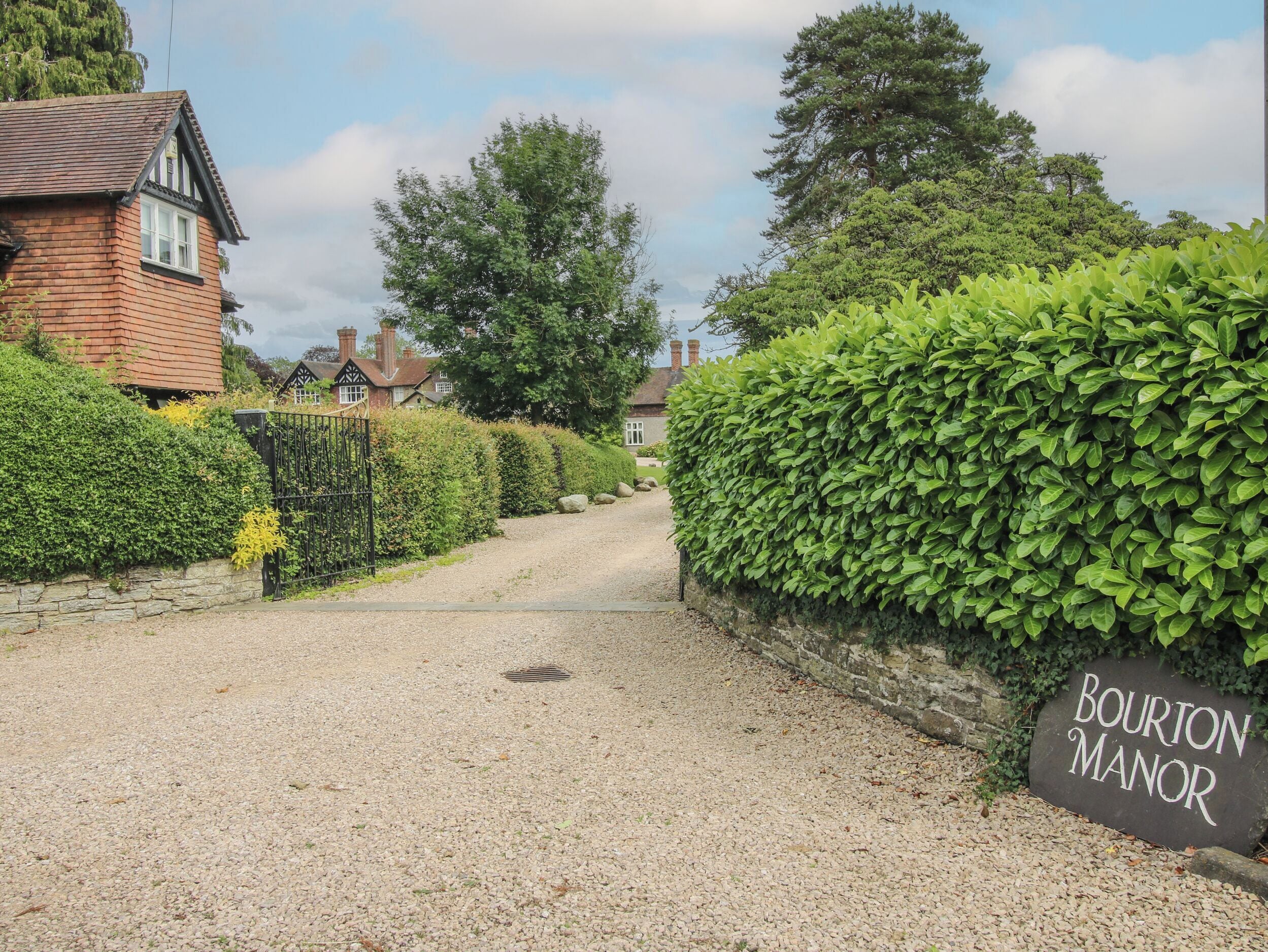 Cottage | Property grounds