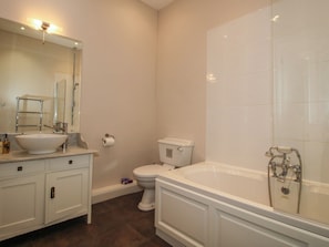 Cottage | Bathroom | Shower - The Butlers Quarters (Much Wenlock)
