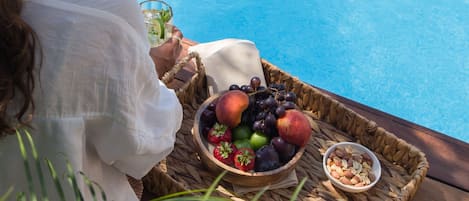 季節限定屋外プール