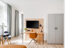 Suite | 免费 WiFi、床单