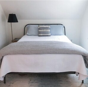 3 Schlafzimmer, Schreibtisch, Bügeleisen/Bügelbrett, kostenloses WLAN
