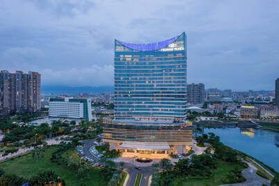 Crowne Plaza Xiamen Jimei by IHG