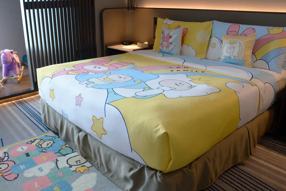 Premium Room, 1 King Bed, Sea View (Kids Theme)