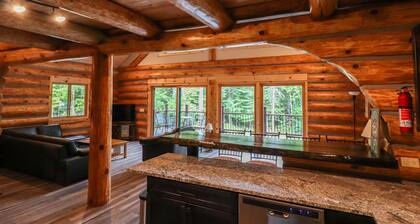 Full Log House Near Golf Course & UTV/Snowmobile Trails