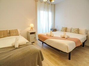 4 habitaciones, tabla de planchar con plancha y wifi gratis