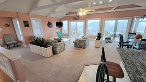 TV - 6812 Beach Rd, Semi-Oceanfront/Pool (Nags Head)