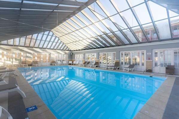 A heated pool - Appt 6 pers avec piscine couverte, tennis et parking privé gratuit 117 (Le Touquet-Paris-Plage)