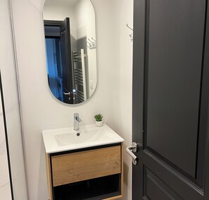 Badekar, hårtørrer