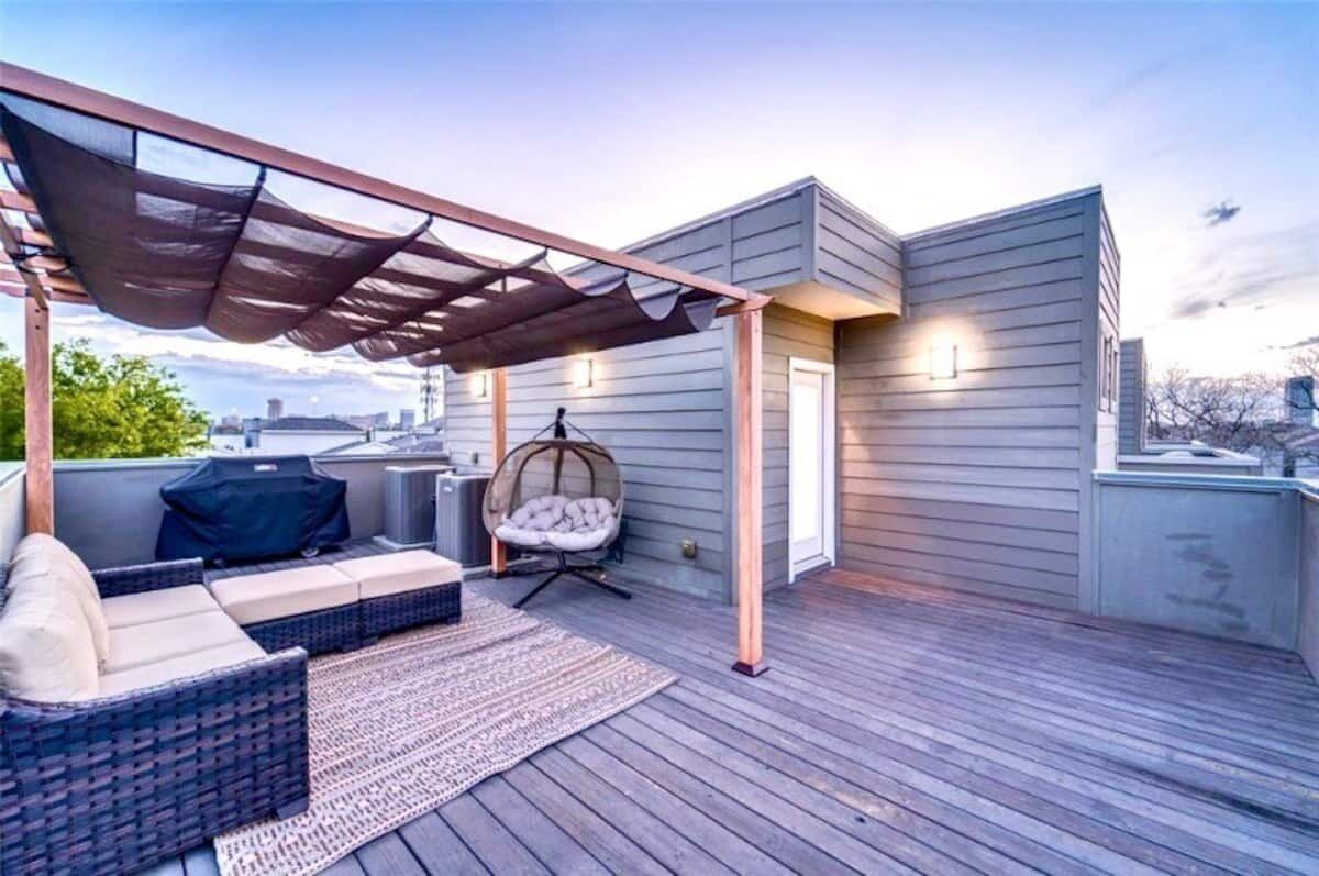 Luxury Houston home w/Private Rooftop & BBQ