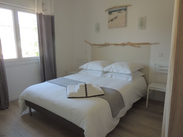 1 bedroom, iron/ironing board, free WiFi, bed sheets