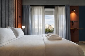 Executive Room, Balcony | Premium bedding, minibar, in-room safe, blackout drapes - Bob W Athens Akadimia (Athens)