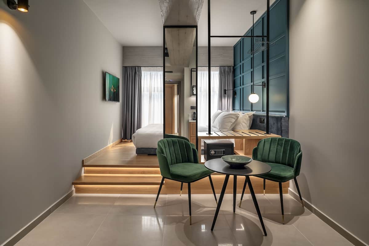 Suite | 1 bedroom, premium bedding, minibar, in-room safe