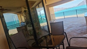 Outdoor dining - Luxury Three Bedroom Ocean Front Condominium (San Felípe)