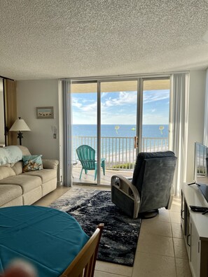 Smart TV - DIRECT GULF FRONT VIEW😎 A vacationers dream 🌴 (Ft Myers beach)