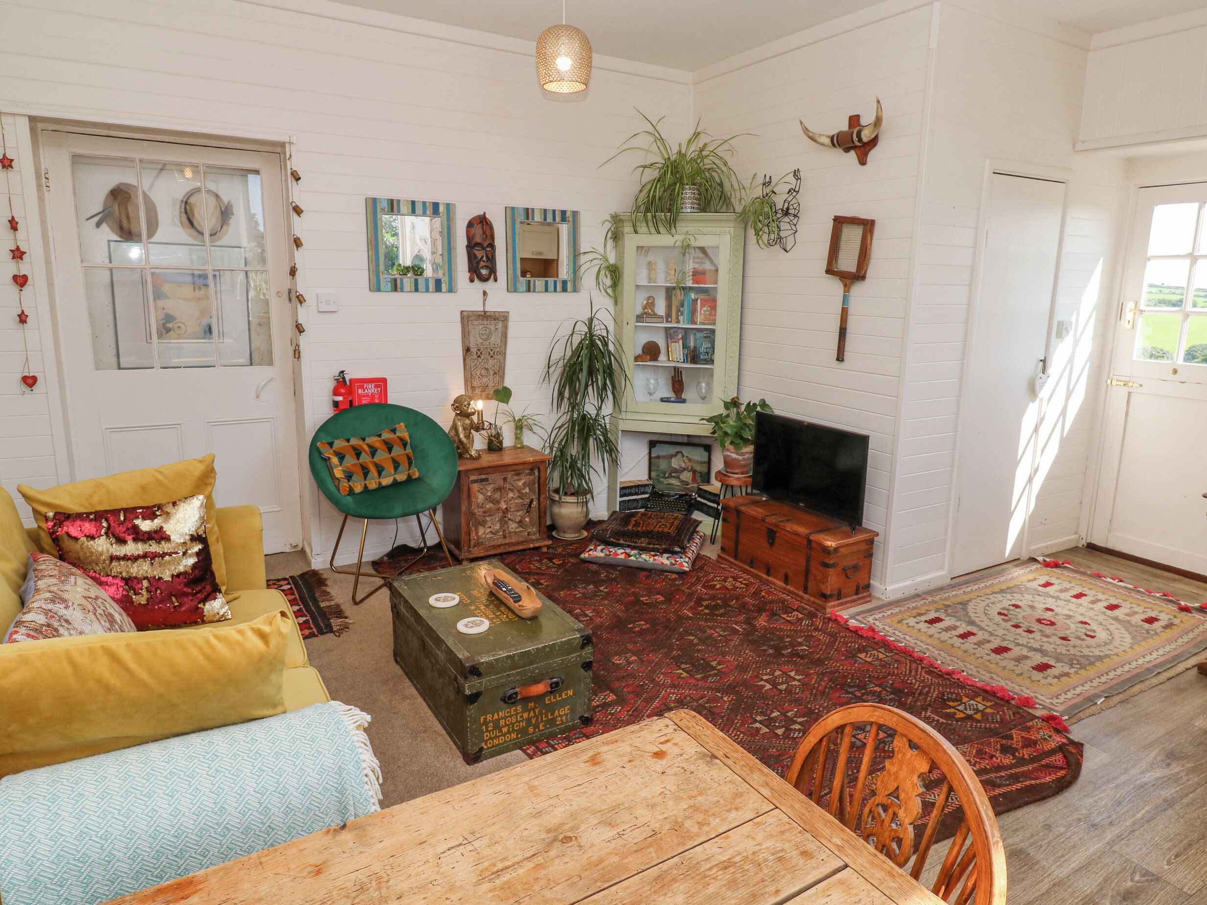 Cottage | Living area