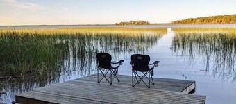 Private lakefront cabin on beautiful Munuscong Bay