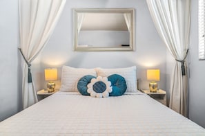 3 bedrooms, iron/ironing board, travel crib, free WiFi