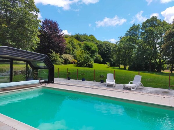 Piscine extérieure, piscine chauffée