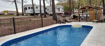 Treetopper Fully Set up Tent Site with BBQ, Firepit, Outdoor Pool & Hiking