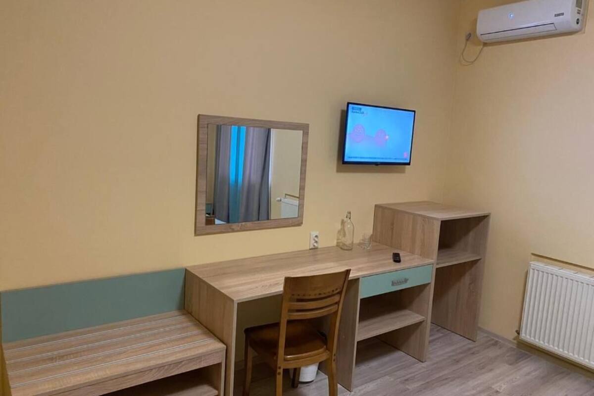 In-room safe, individually decorated, individually furnished, desk